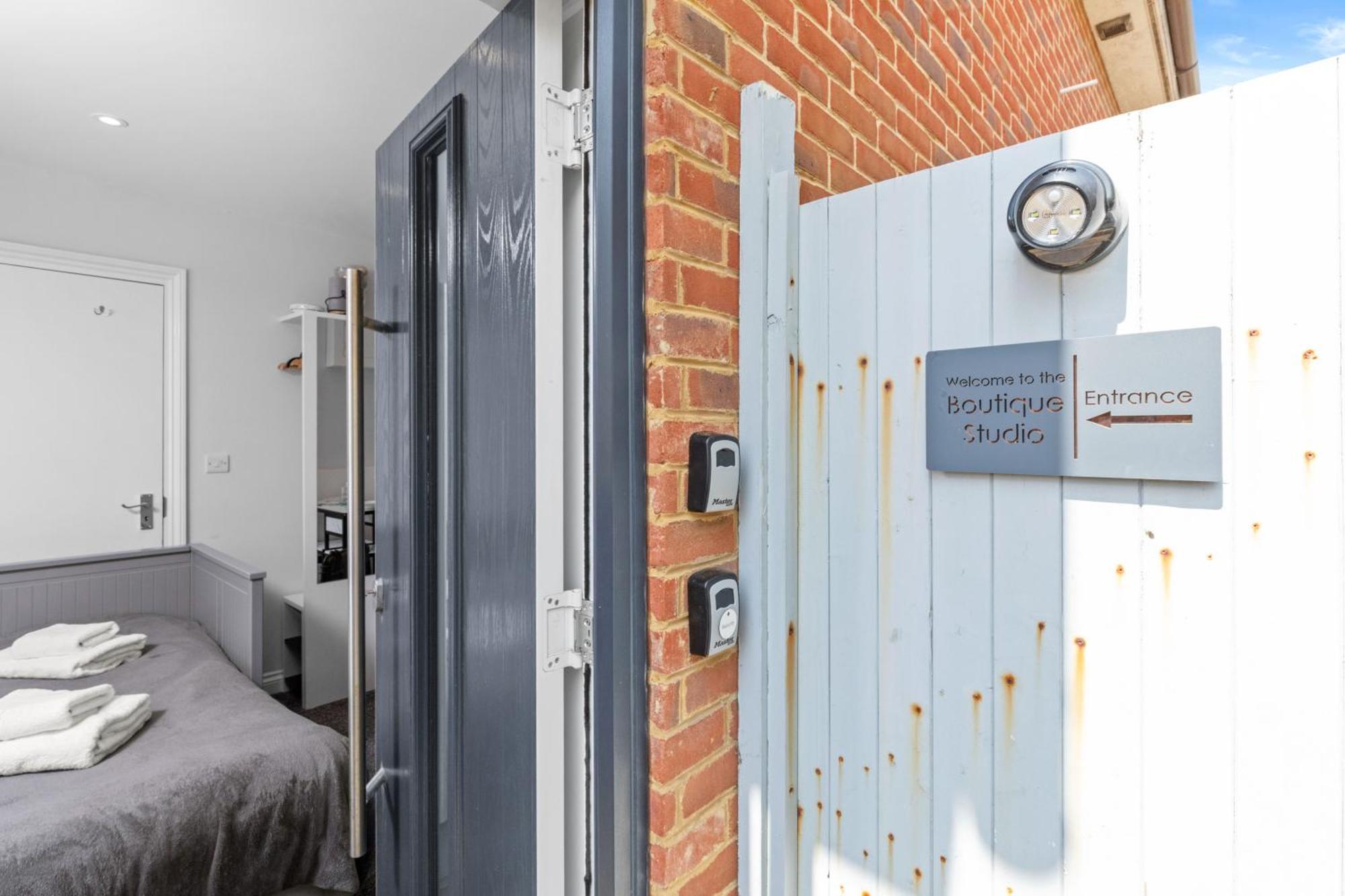 Rottingdean Boutique Studio Apartment By The Sea Brighton Exterior foto